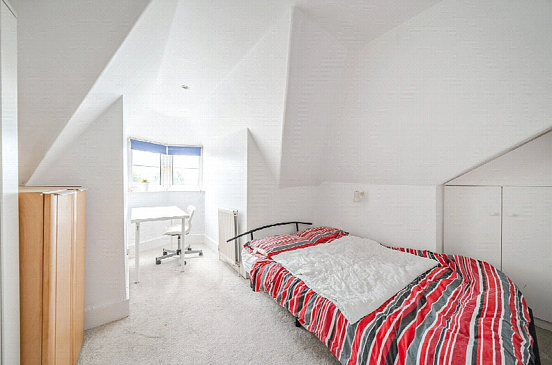 2 bedrooms apartments/flats for sale in Belsize Lane, Belsize Park - NW3 view 4