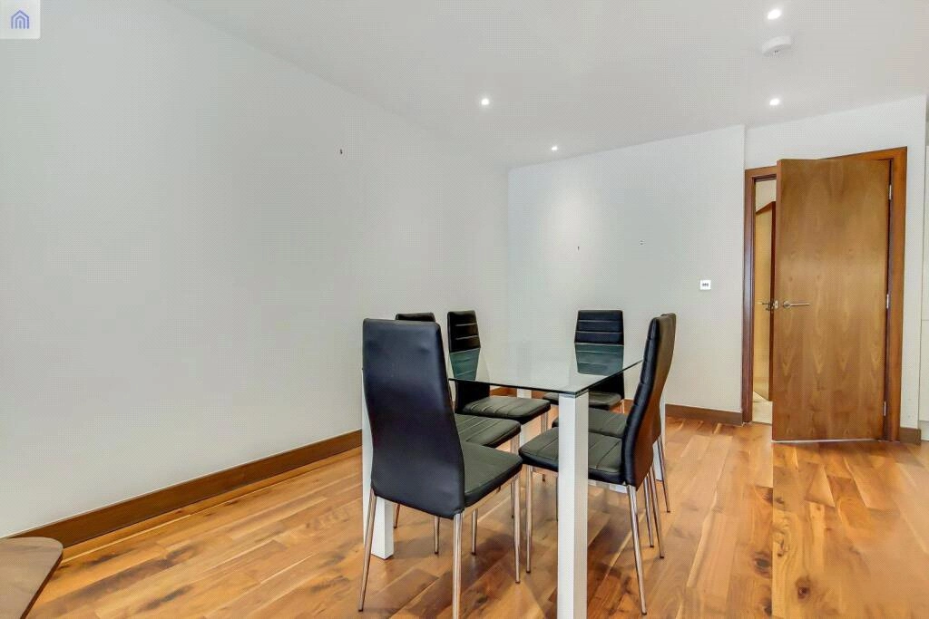 3 bedrooms apartments/flats for sale in Maygrove Road, West Hampstead - NW6 view 10