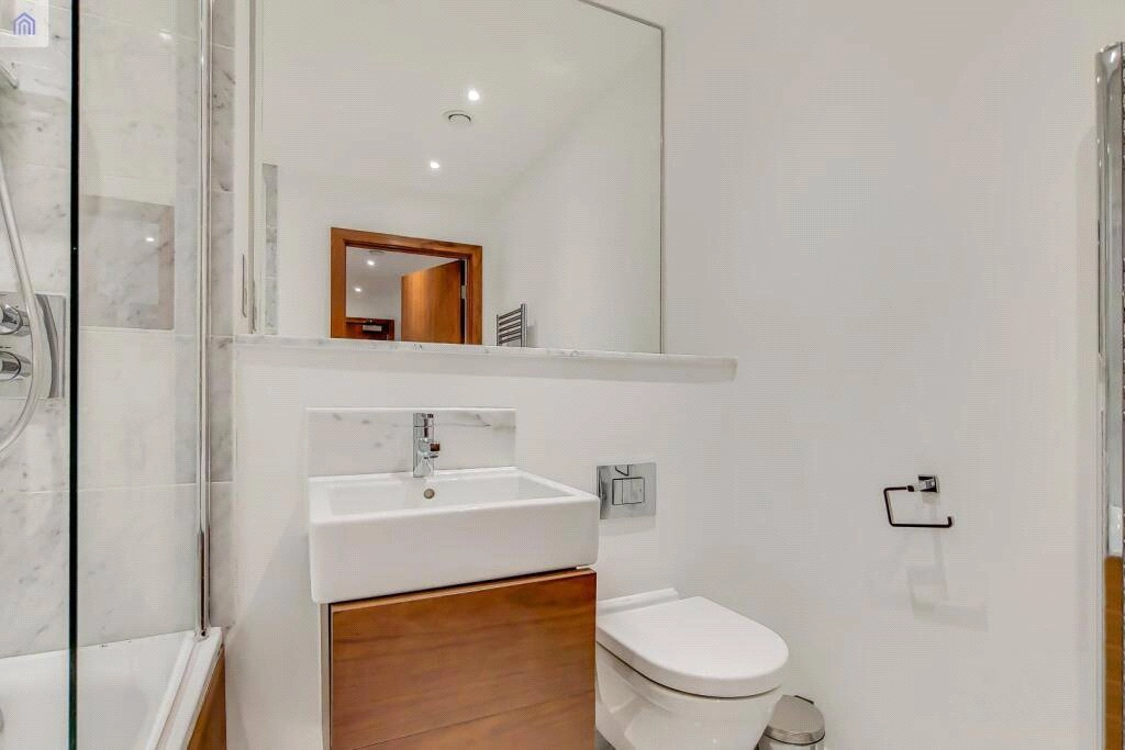 3 bedrooms apartments/flats for sale in Maygrove Road, West Hampstead - NW6 view 13