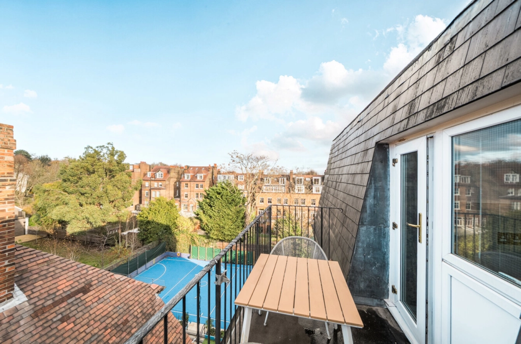 2 bedrooms apartments/flats for sale in Netherhall Gardens, Hampstead - NW3 view 7