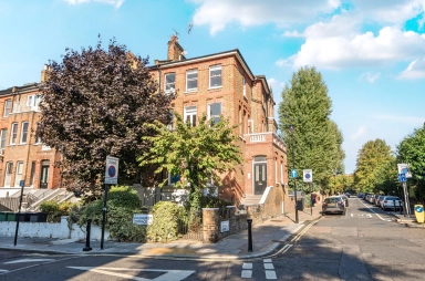 Goldhurst Terrace, South Hampstead - NW6 view 1