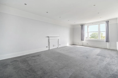 Belsize Grove, Belsize Park - NW3 view 2