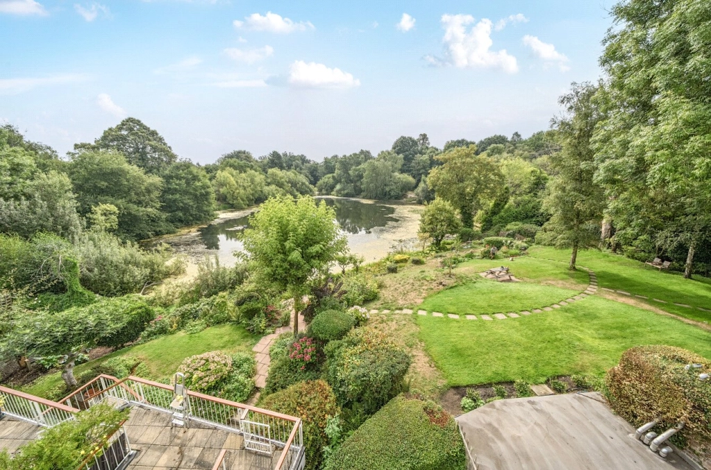 3 bedrooms apartments/flats for sale in Vale of Health, Hampstead - NW3 view 8