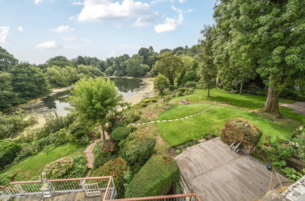 3 bedrooms apartments/flats for sale in Vale of Health, Hampstead - NW3 view 10