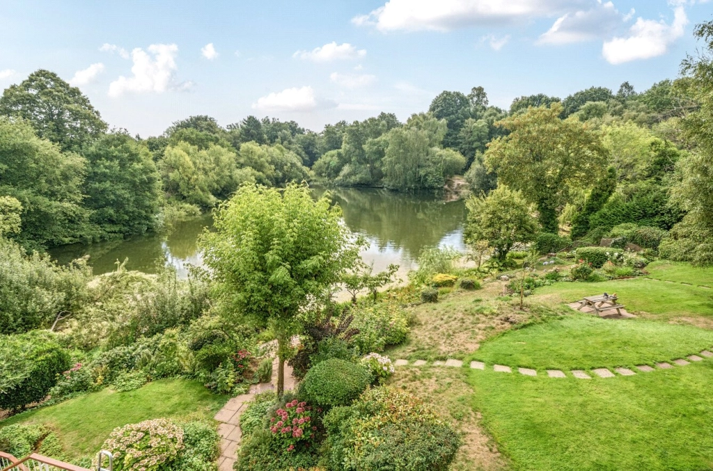 3 bedrooms apartments/flats for sale in Vale of Health, Hampstead - NW3 view 14