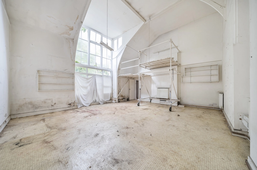 Studio apartments/flats for sale in Fellows Road, London - NW3 view 2