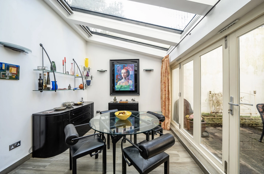 2 bedrooms apartments/flats for sale in Hampstead Hill Gardens, Hampstead - NW3 view 18