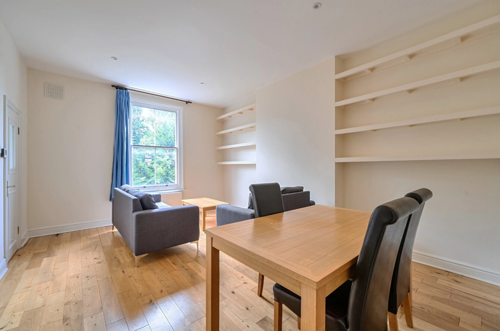 2 bedrooms apartments/flats for sale in Greencroft Gardens, South Hampstead - NW6 view 2