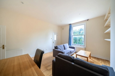Greencroft Gardens, South Hampstead - NW6 view 9