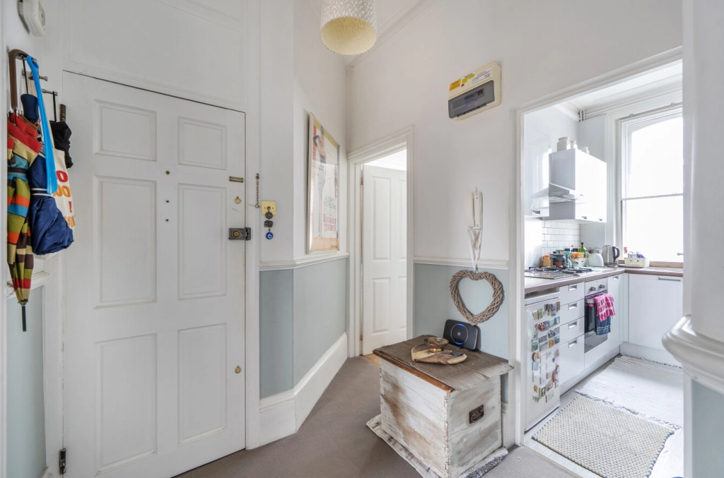 2 bedrooms apartments/flats for sale in Finchley Road, Hampstead - NW3 view 6