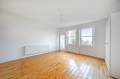 Greencroft Gardens, South Hampstead - NW6 view 9