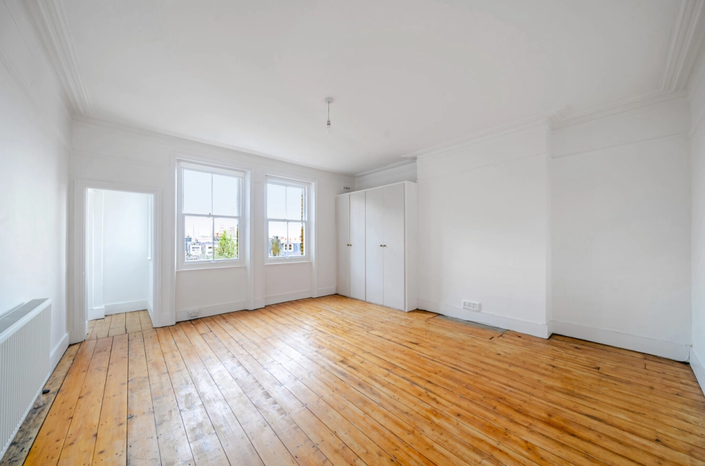 1 bedroom apartments/flats for sale in Greencroft Gardens, South Hampstead - NW6 view 3