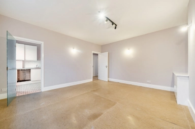 Gayton Crescent, Hampstead Village - NW3 view 6