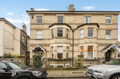 Gayton Crescent, Hampstead Village, NW3