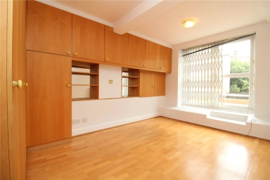 Daleham Gardens, Hampstead - NW3 view 4