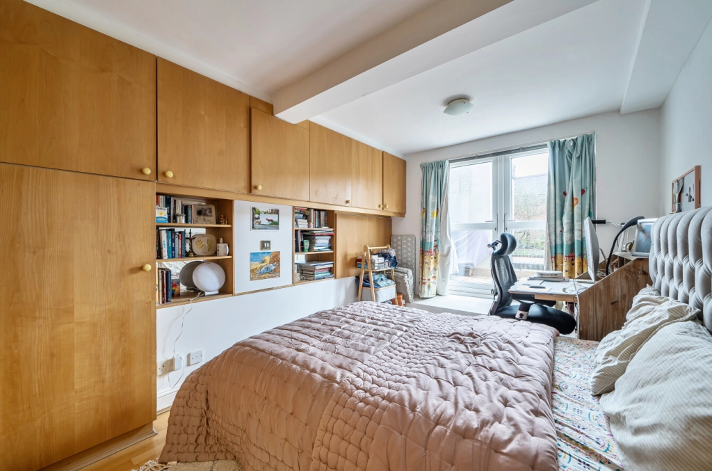 2 bedrooms apartments/flats for sale in Daleham Gardens, Hampstead - NW3 view 17