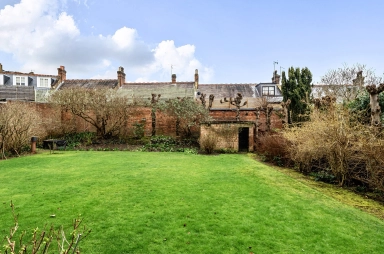 Daleham Gardens, Hampstead - NW3 view 9