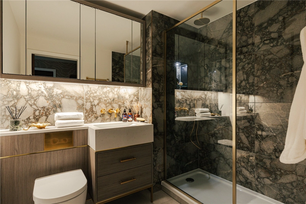 1 bedroom apartments/flats for sale in 177 Camden Goods Yard, Camden - NW1 view 7