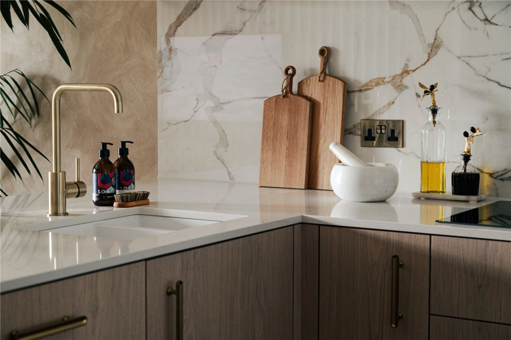 1 bedroom apartments/flats for sale in 177 Camden Goods Yard, Camden - NW1 view 15