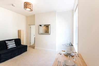 Frognal, London - NW3 view 1