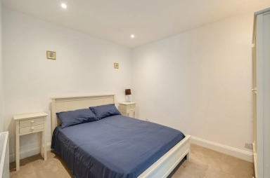 Netherhall Gardens, London - NW3 view 5