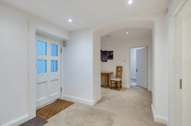 Netherhall Gardens, London - NW3 view 8