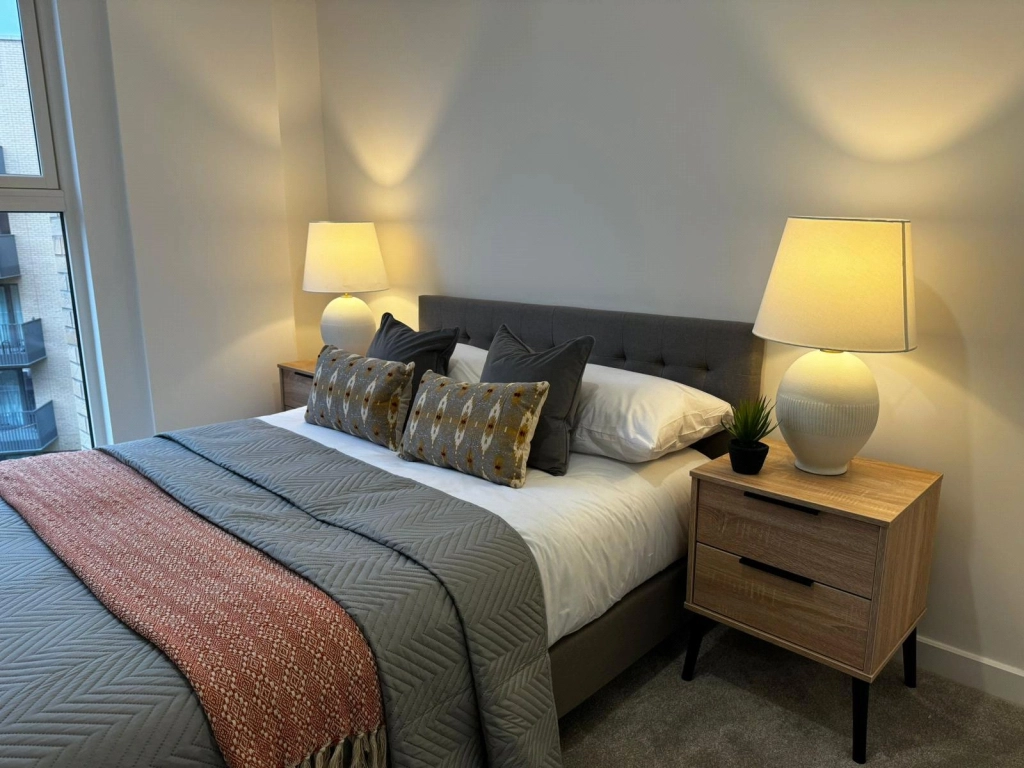 1 bedroom apartments/flats for sale in Perryfield Way, London - NW9 view 4