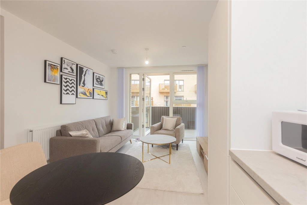 1 bedroom apartments/flats for sale in Perryfield Way, London - NW9 view 3