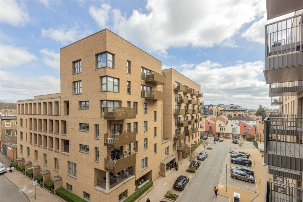 1 bedroom apartments/flats for sale in Perryfield Way, London - NW9 view 6