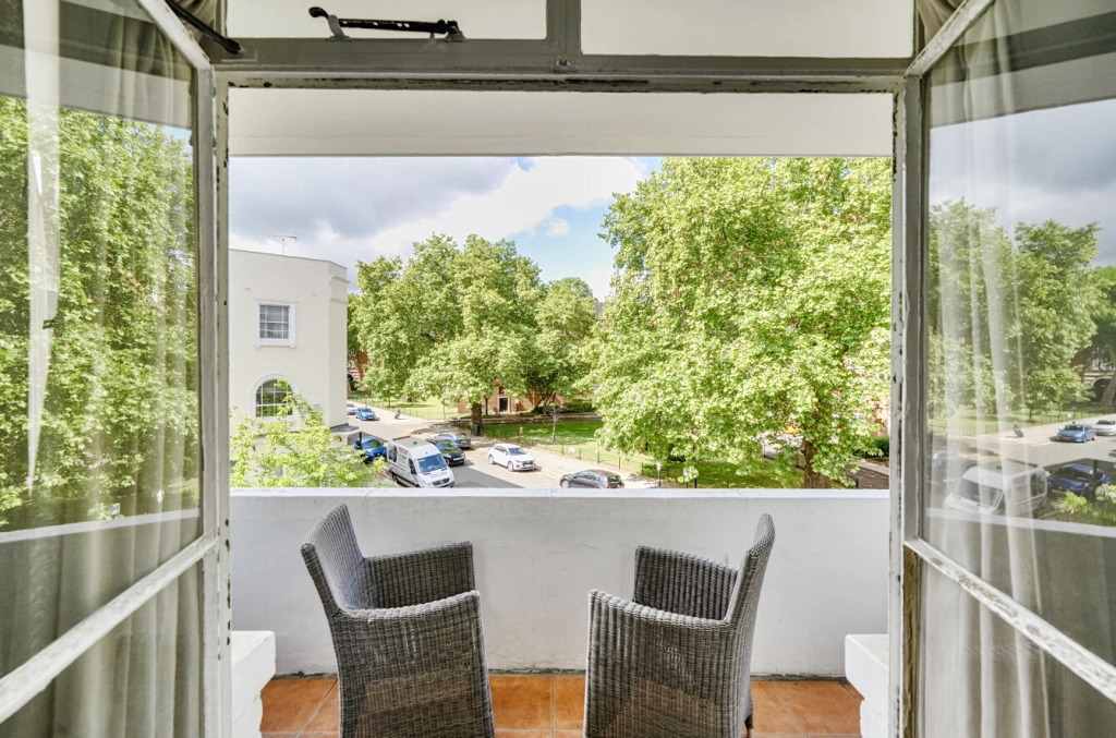1 bedroom apartments/flats for sale in Prince Albert Road, St Johns Wood - NW8 view 12