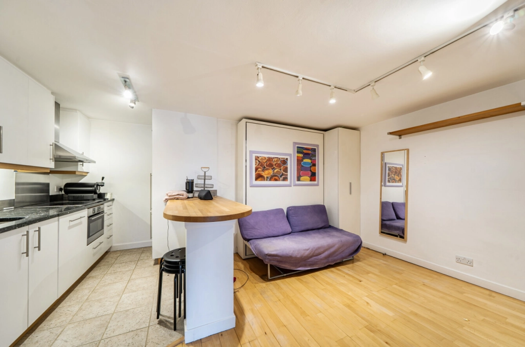 4 bedrooms houses for sale in Vane Close, Hampstead Village - NW3 view 19