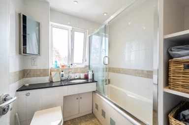 Vane Close, Hampstead Village - NW3 view 9