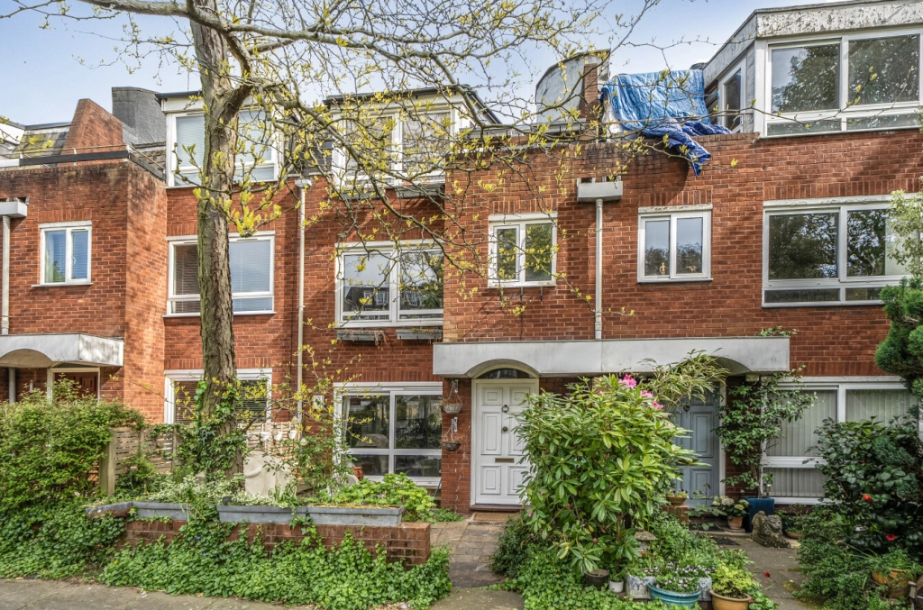 4 bedrooms houses for sale in Vane Close, Hampstead Village - NW3 view 20