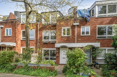 Vane Close, Hampstead Village - NW3 view 20