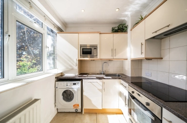 Willow Road, Hampstead - NW3 view 15