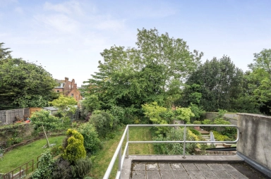 South Hill Park, Hampstead Heath - NW3 view 7