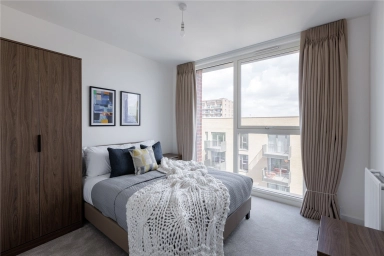 Perryfield Way, London - NW9 view 4