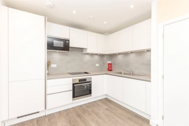 Medawar Drive, London - NW7 view 7