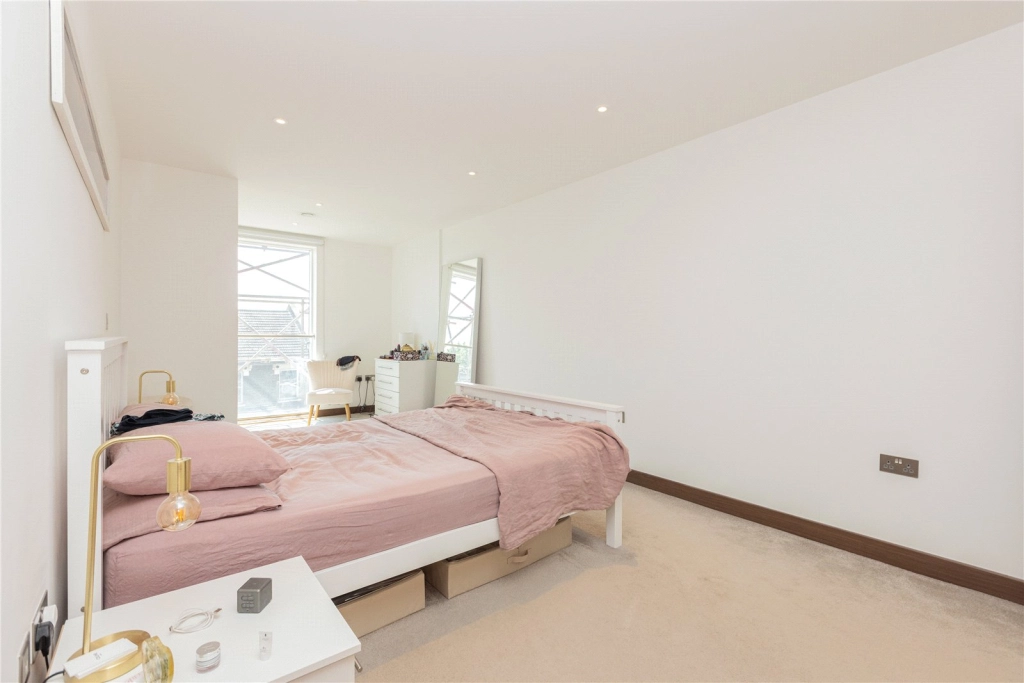 2 bedrooms apartments/flats for sale in Maygrove Road, West Hampstead - NW6 view 11