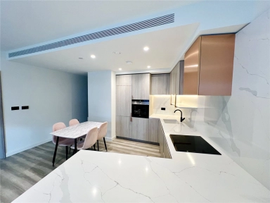Marsh Wall, Canary Wharf - E22 view 9