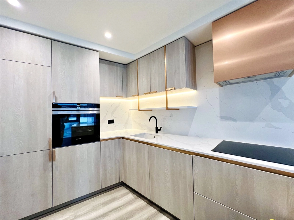 1 bedroom apartments/flats for sale in Marsh Wall, Canary Wharf - E22 view 4