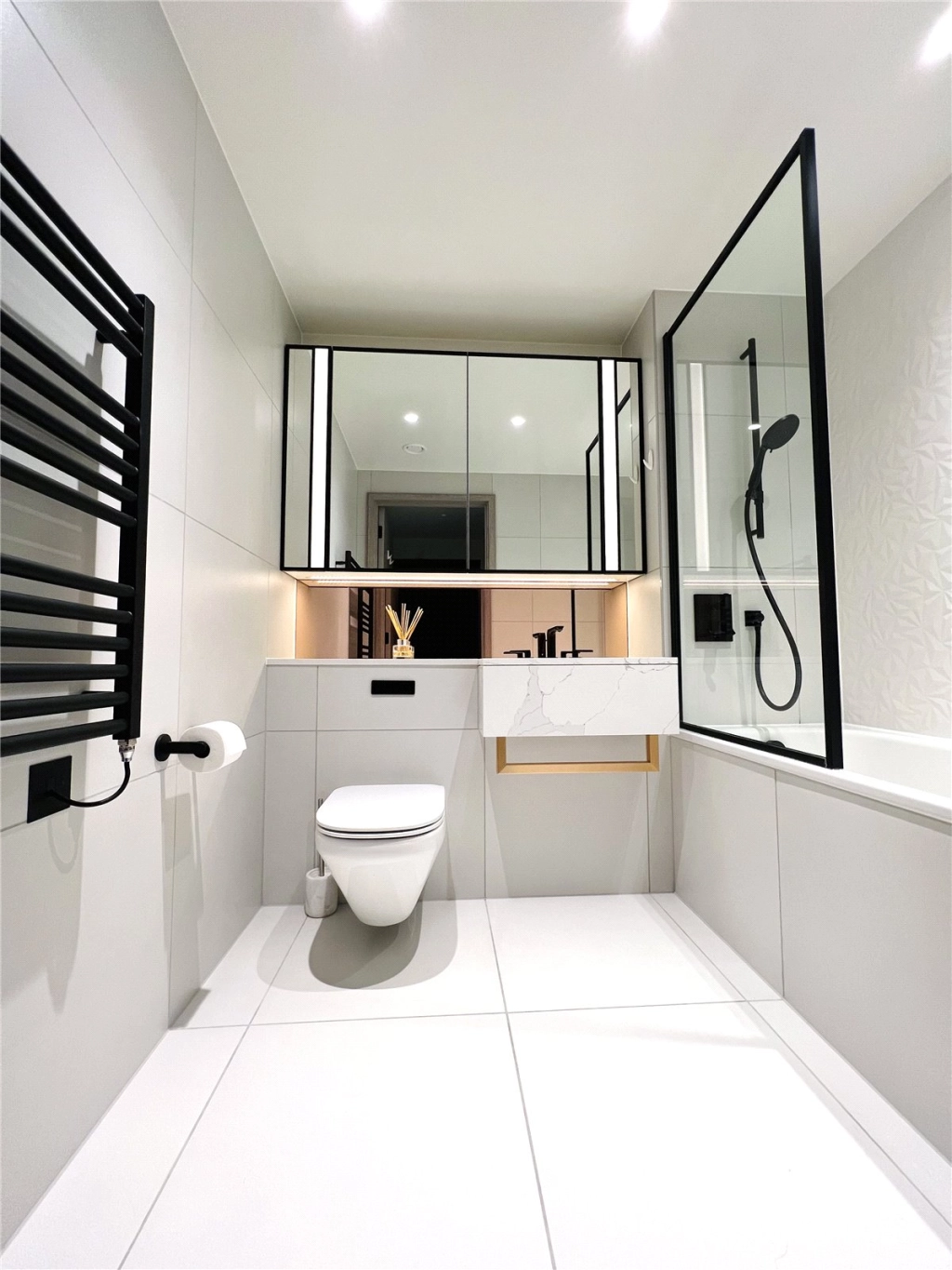 1 bedroom apartments/flats for sale in Marsh Wall, Canary Wharf - E22 view 6