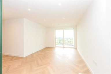 Henshaw Parade, The Hyde, London - NW9 view 3