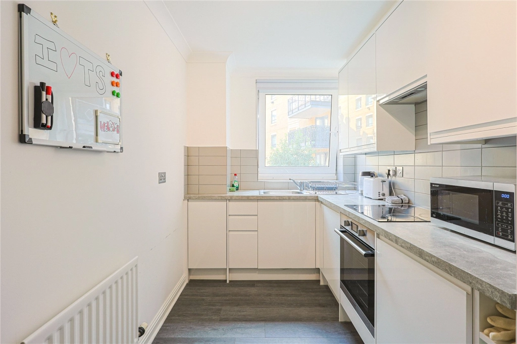 3 bedrooms apartments/flats for sale in Greville Road, London - NW6 view 10