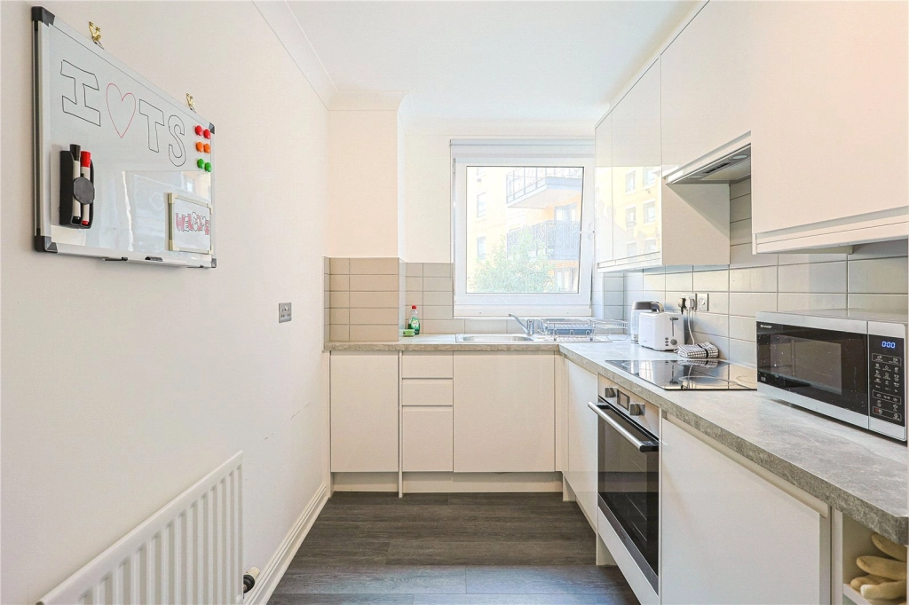 3 bedrooms apartments/flats for sale in Greville Road, London - NW6 view 7
