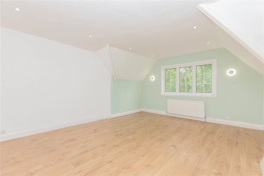 Platts Lane, London - NW3 view 2