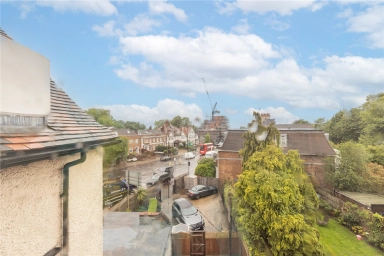 Platts Lane, London - NW3 view 12