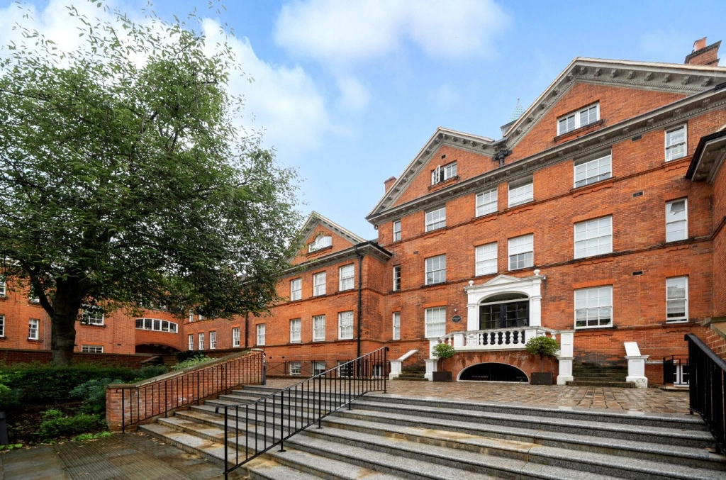 2 bedrooms apartments/flats for sale in Kidderpore Avenue, Hampstead - NW3 view 7