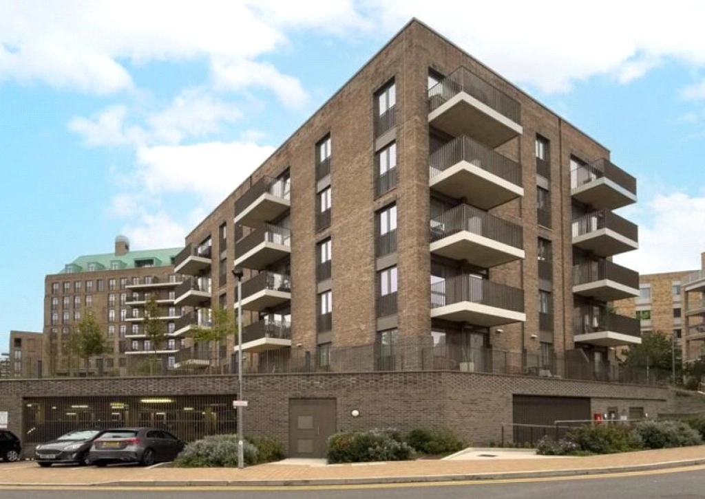 1 bedroom apartments/flats for sale in Medawar Drive, London - NW7 view 2