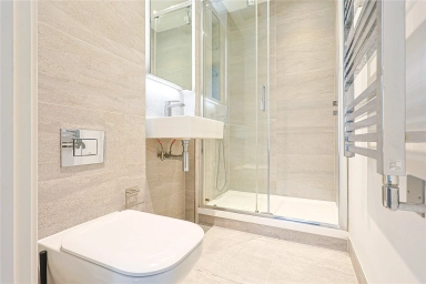 Lismore Boulevard, London - NW9 view 3